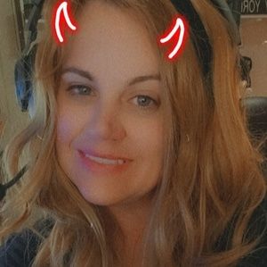 Meet your Posher, Holly